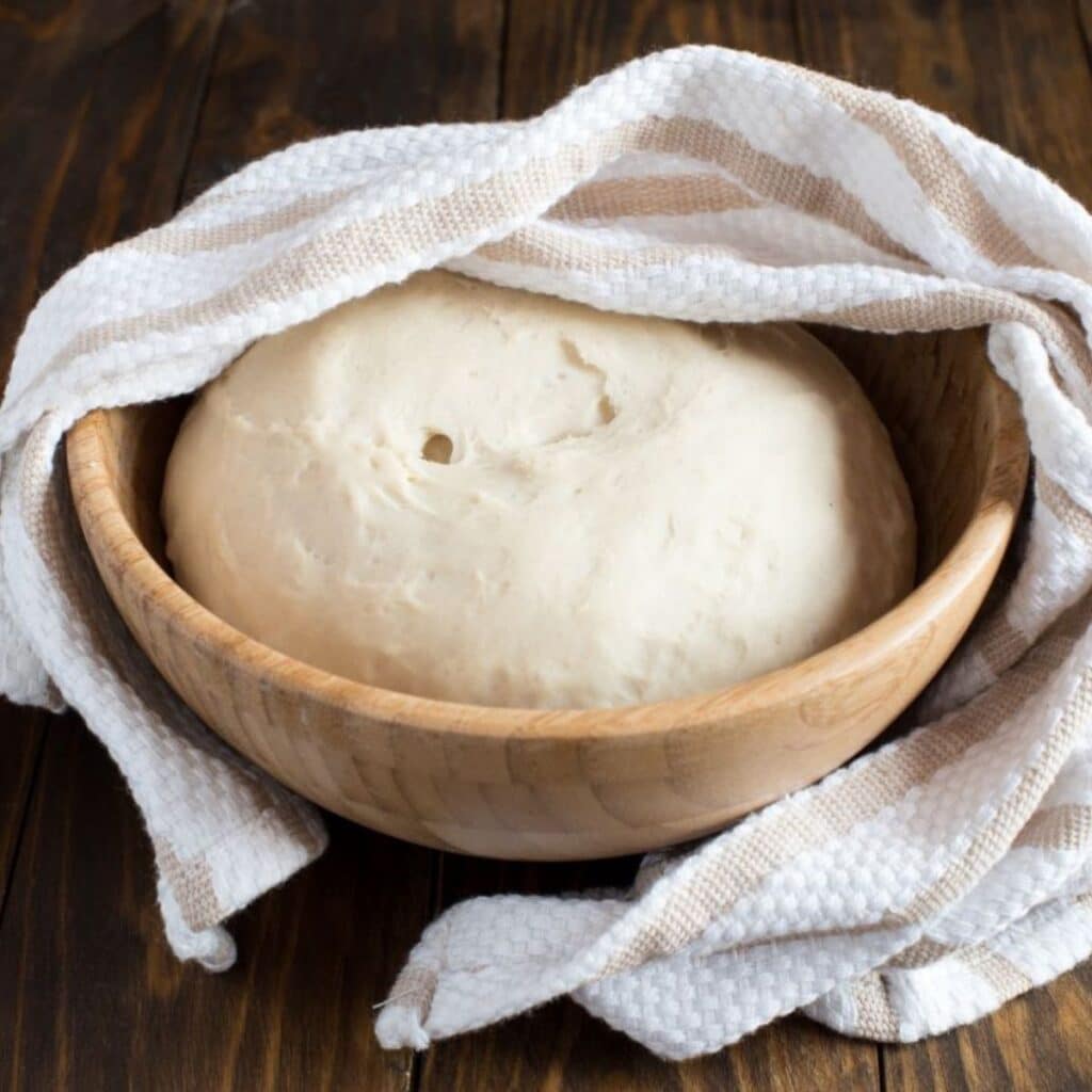 🥖 How Long Should You Let Pizza Dough Rise?