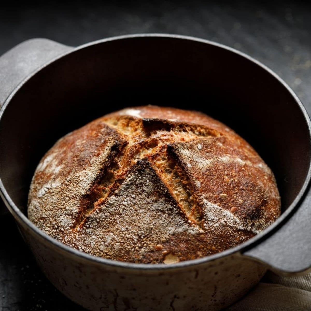 🥖 Best Dutch Oven To Bake Bread