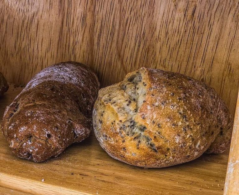 🥖 Should You Store Bread In A Bread Box?
